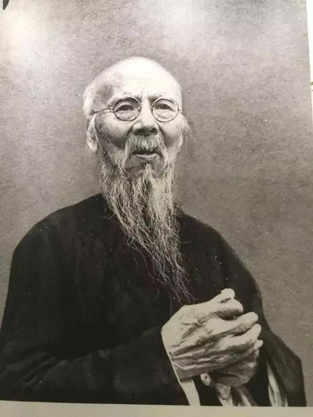 人民艺术家齐白石,你知道他是怎样的一个人
