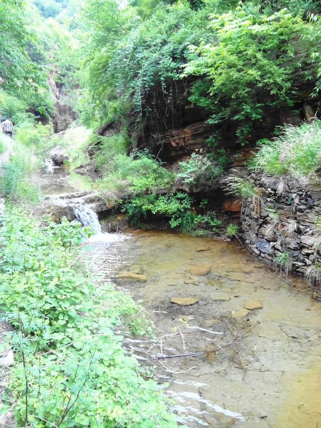 河南有座原生態的五指山,景色堪比海南五指山還不收門票