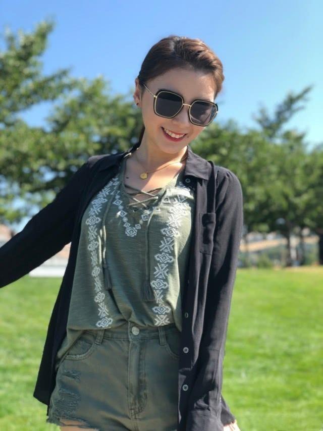 变美后更自信:你咋知道我没对象|何可欣|身高|高低杆_新浪新闻