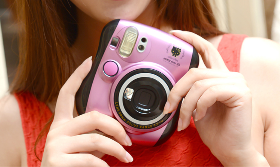 一次成像相机中的小可爱富士instaxmini25