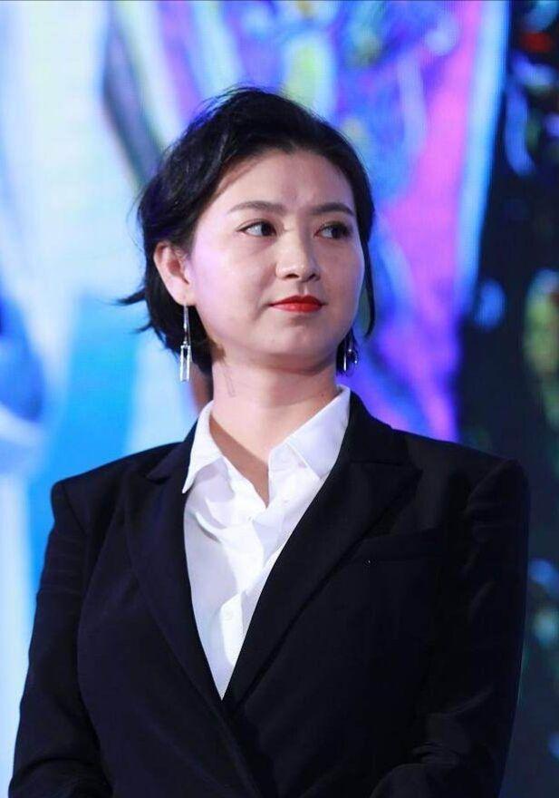 斓曦|沈眉庄|西服_新浪新闻