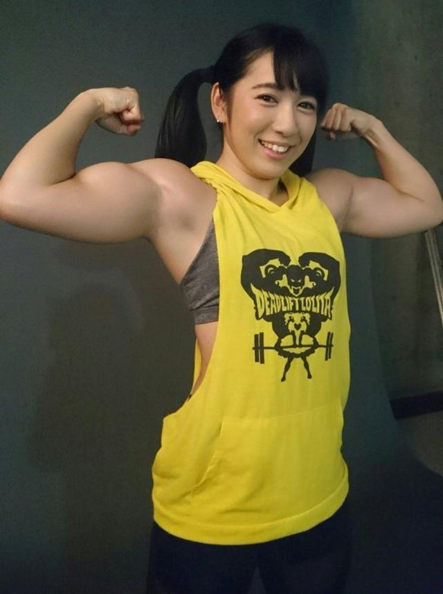 26ձŮӵнʵļ⣬ΪձǿŮ