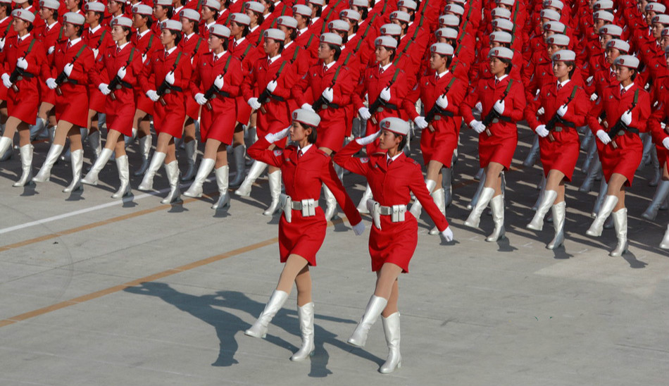 丝袜|女军人|阅兵_新浪新闻