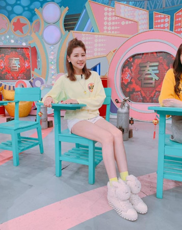 严立婷丢《一袋》主持棒半年见曾国城,吐8字真心话