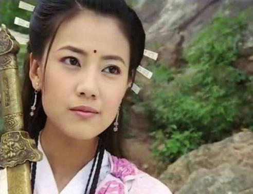 李莫愁有,小龙女有,周芷若有,还包括侠客行里的梅芳姑也有守宫砂,这就