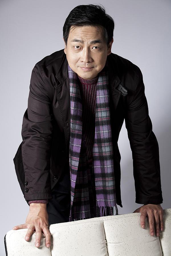 著名书法家李强 行云流水 落笔如云烟