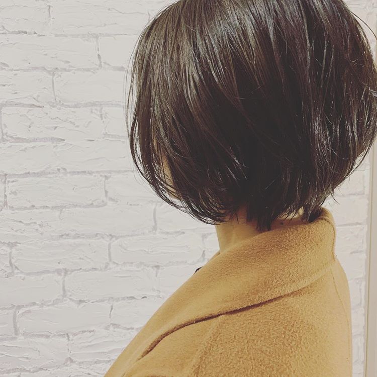 中年女性剪这样的短发,干练利索