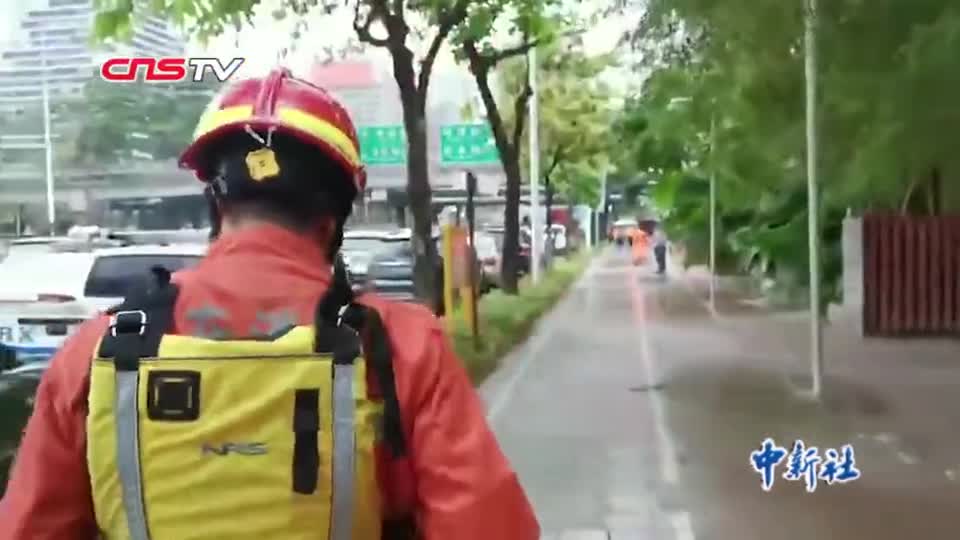 连日暴雨致山东泰安引发山洪,已造成1死1伤3人失联