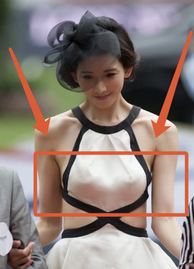 43岁林志玲走红毯,却不慎露出两"黑点",网友:我都替你尴尬