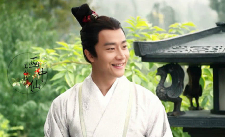 那时候黄轩在剧中饰演黄歇,尤其是黄歇对于芈月的那份痴情,更是让人