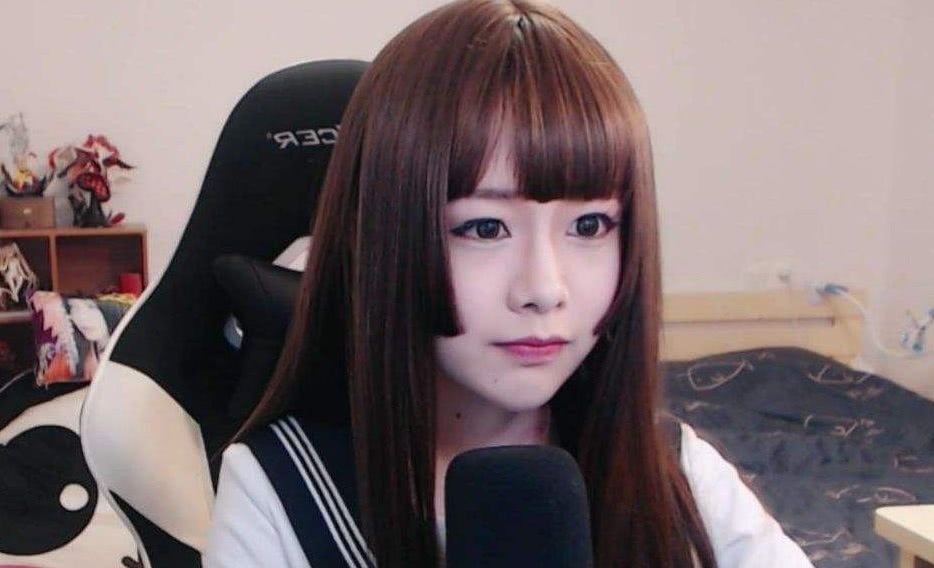 都说轩墨宝宝太美只适合女装,当他换上男装后,网友沉默了!