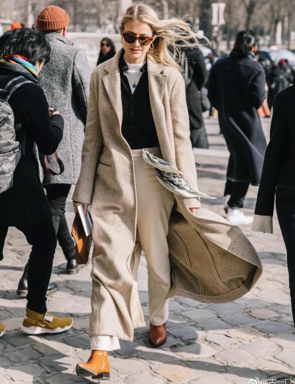 冬天阔腿裤这样穿, 更时尚更有气质!