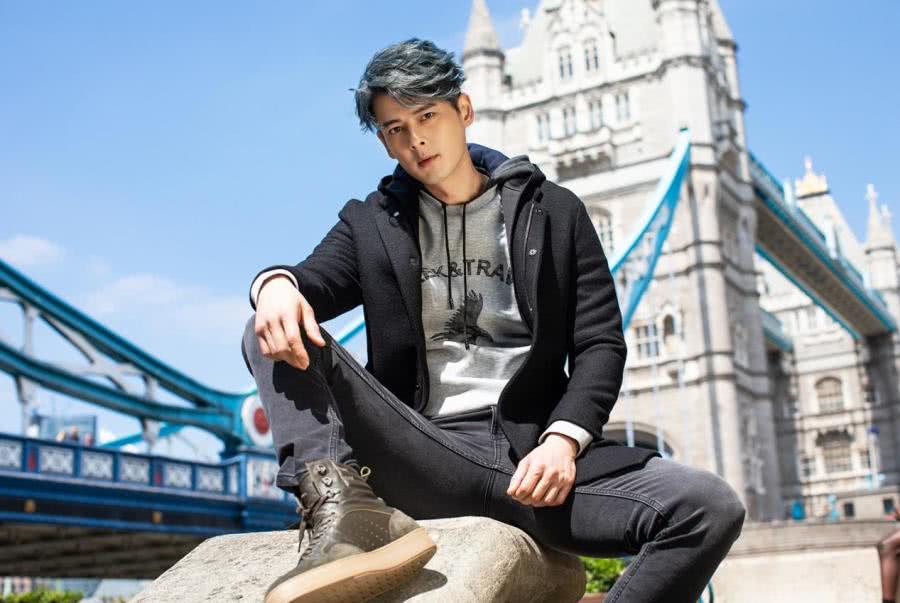 网友巴厘岛偶遇郭品超黄一琳拍婚纱照?郭品超:拍杂志而已!