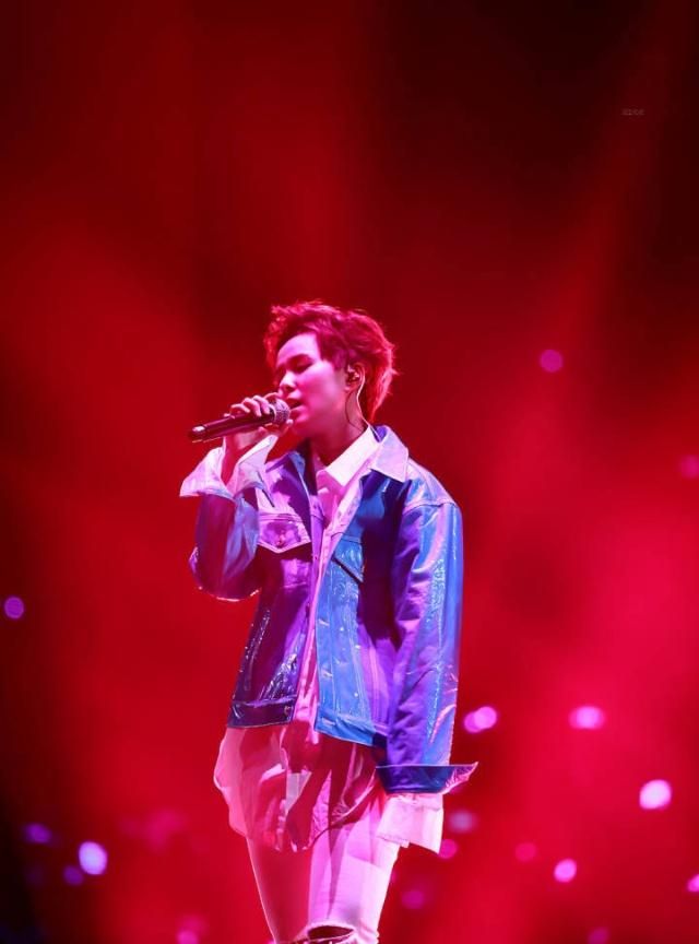 杨芸晴自荐报名上歌手不问结果有梦想很重要