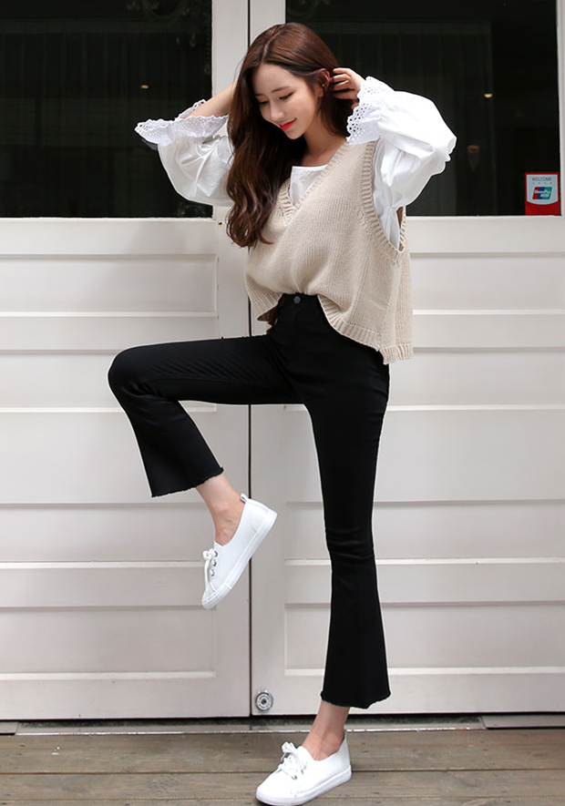 时髦耐看的小黑裤,解决你的秋季搭配烦恼,学会了吗