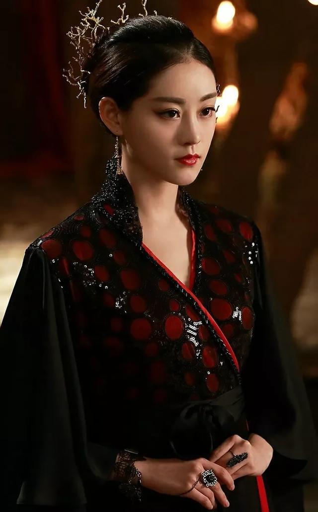 盘点娱乐圈穿黑色古装的10大女星你觉得哪一位最好看呢