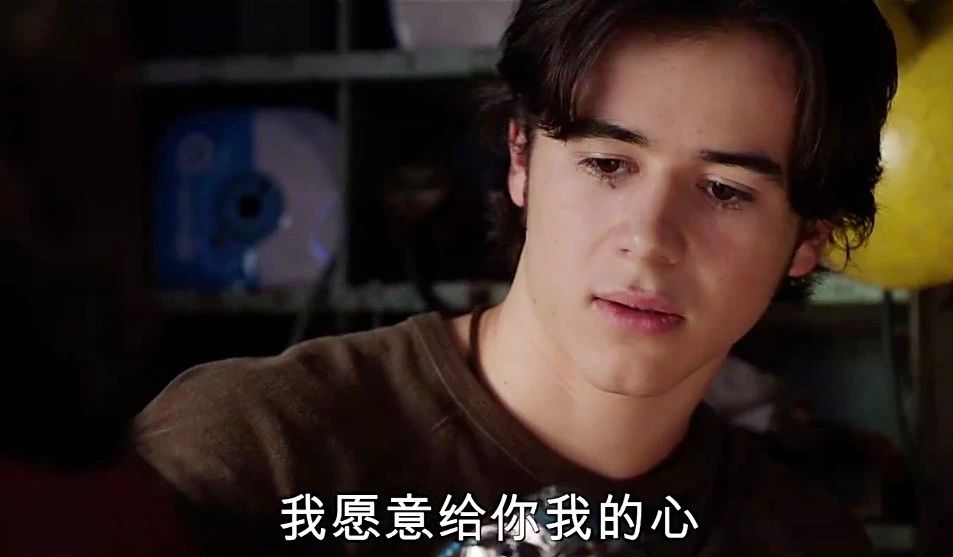 阿丽塔战斗天使阿丽塔为爱掏心活像一个恋爱天使