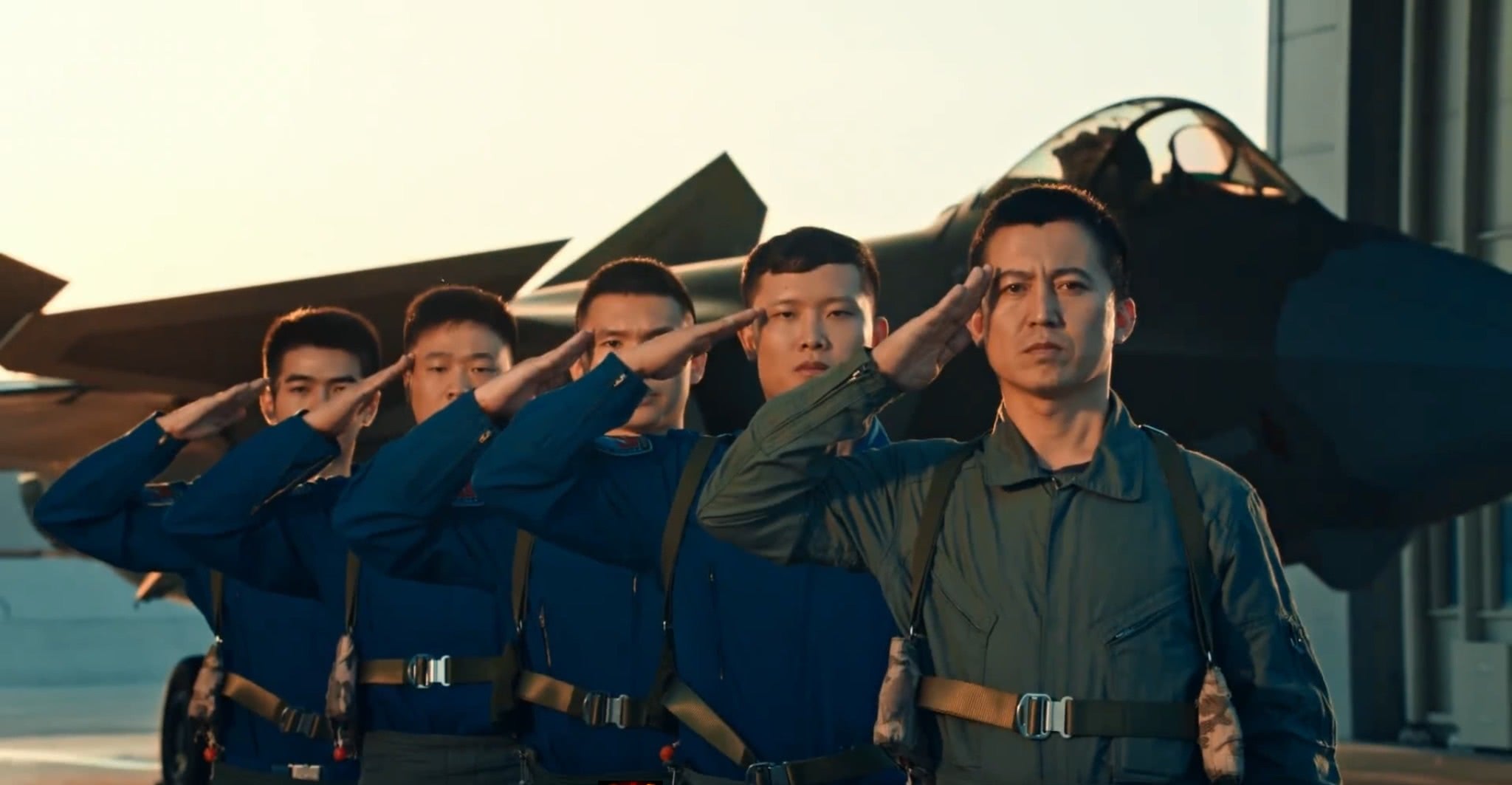 你,就是传奇:我空军招飞宣传正片上线 歼-20新角度超燃|信息化|隐形战