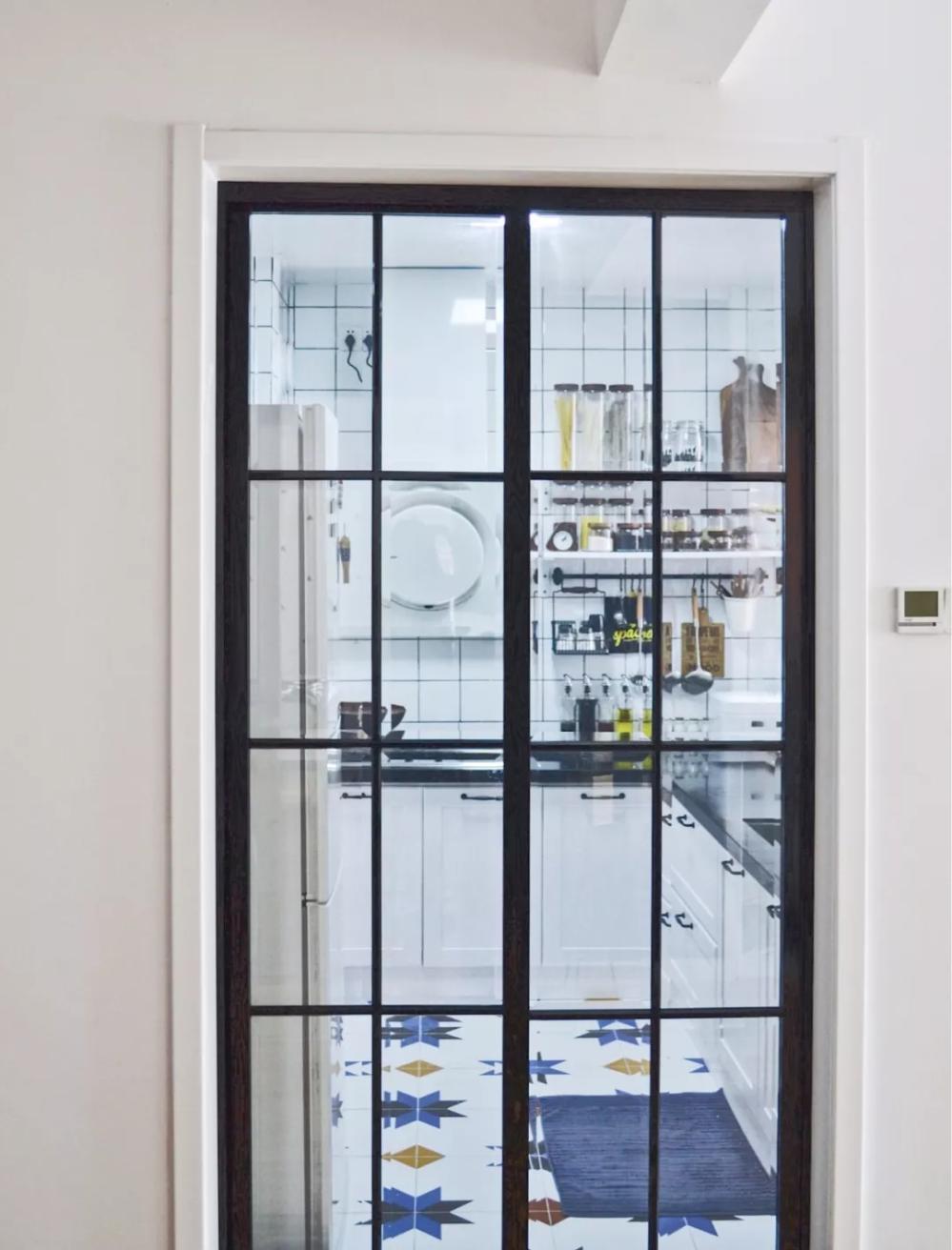 厨房装玻璃推拉门, 简洁明亮谁看了都喜欢!