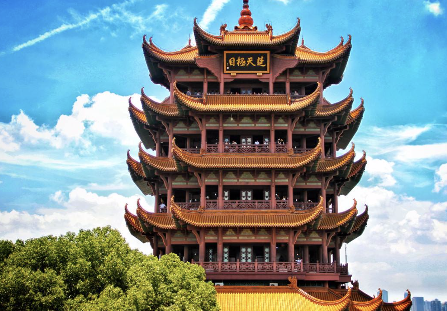 发改委要求降低旅游门票价格,景区一降再降,为何还是那么贵?