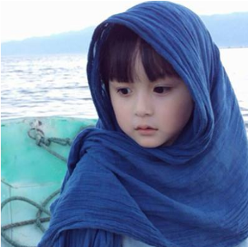 所以一播出也是很吸引观众的眼球,当红小花旦胡冰卿饰演的角色叫高月