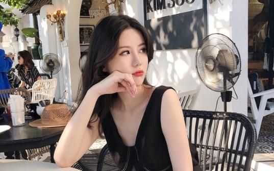 ▼▼点击链接免费获得阅读特权▼▼精彩节选:崔明皇微笑道:"自家先生