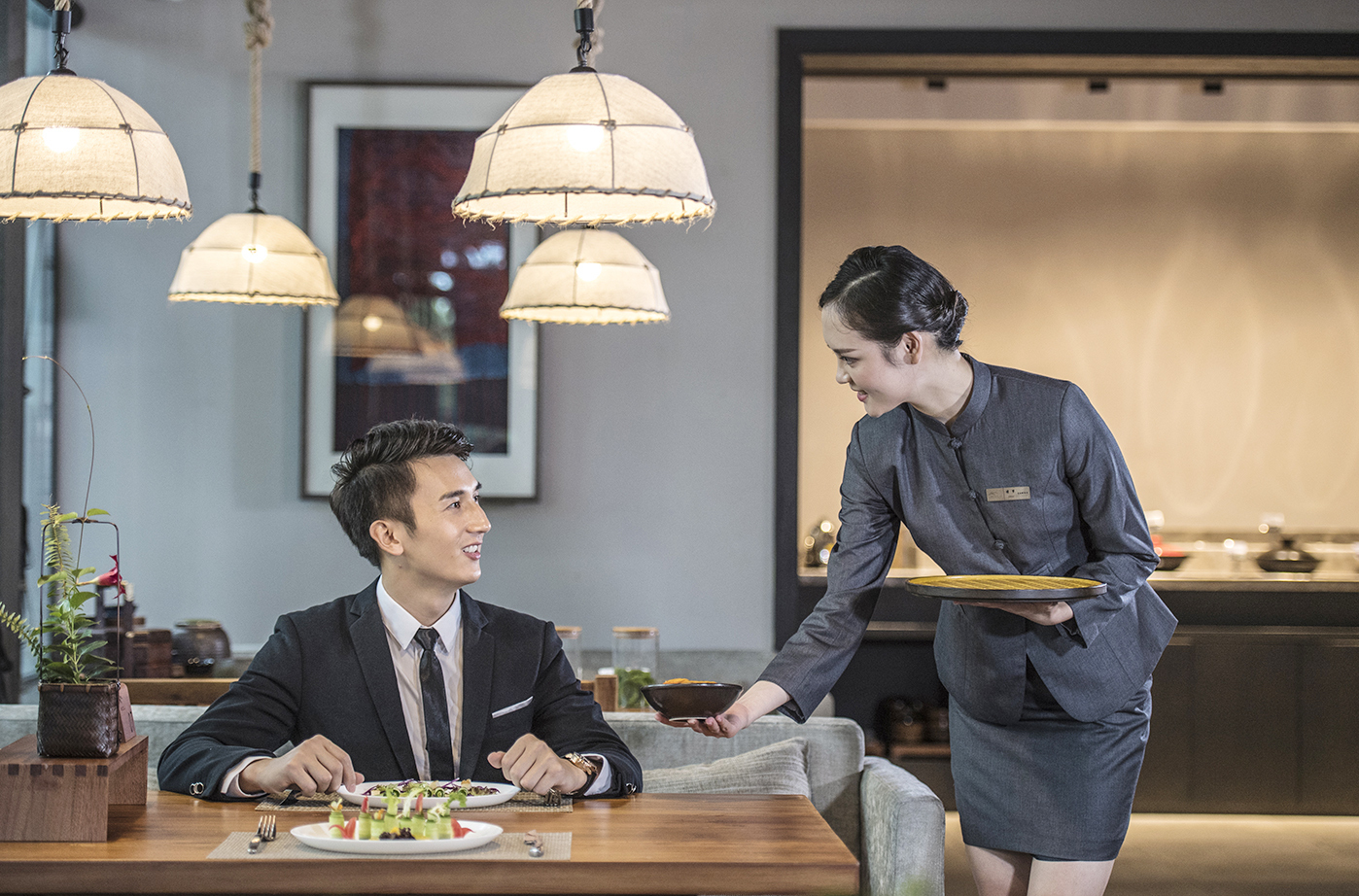 美豪酒店再辟蹊径酒店业黄埔军校即将开学