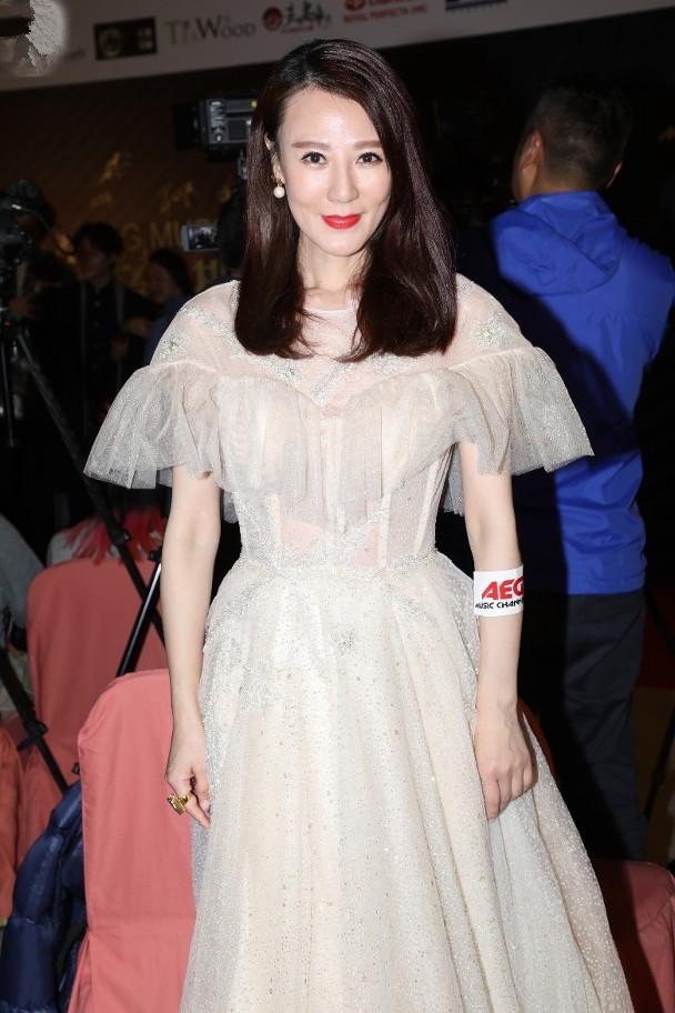 康华|单身|求婚_新浪新闻