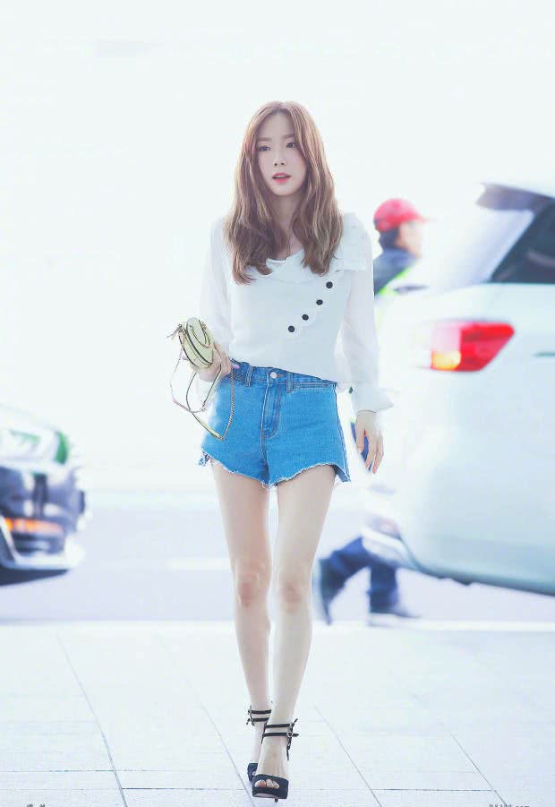 韩国第一美腿李宣美穿短裤合辑!网友:确认过眼神,是我想要的腿