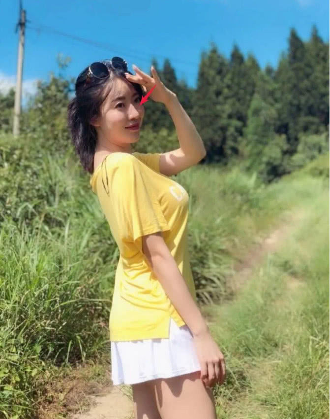 因刘强东走红,入驻抖音白里透红圈粉无数,网