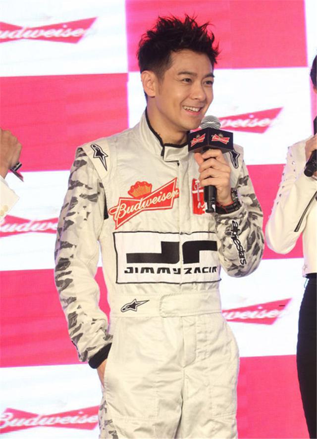 林志颖跟韩寒谁车技更好?谁问谁是门外汉,获奖次数多不代表实力