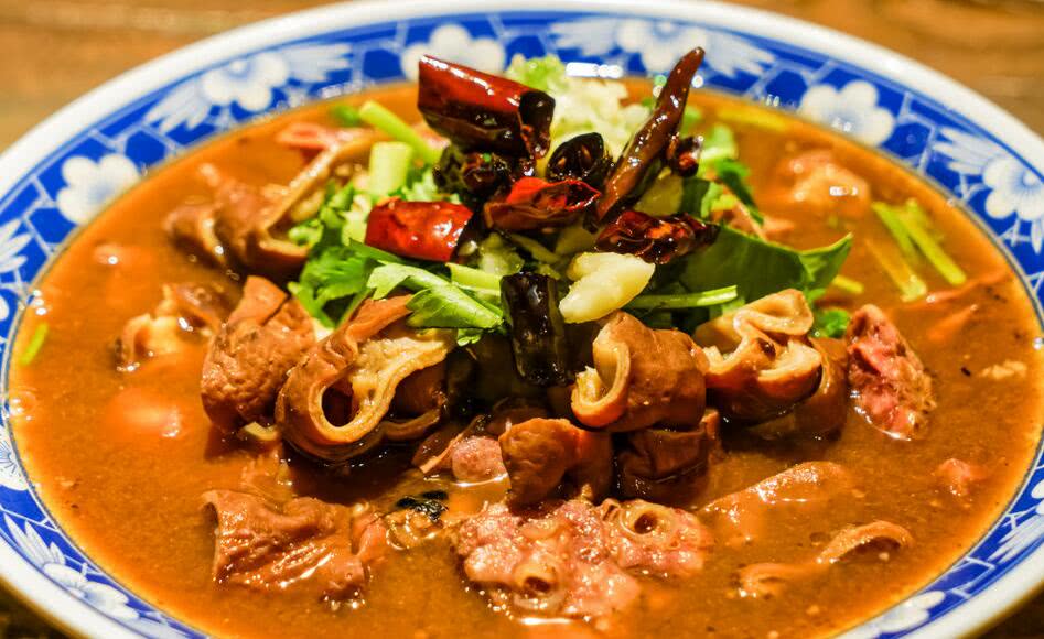 30元一大碗的老北京卤煮火烧,网友:明明就是猪肉的大杂烩|卤煮|火烧|老北京_新浪新闻