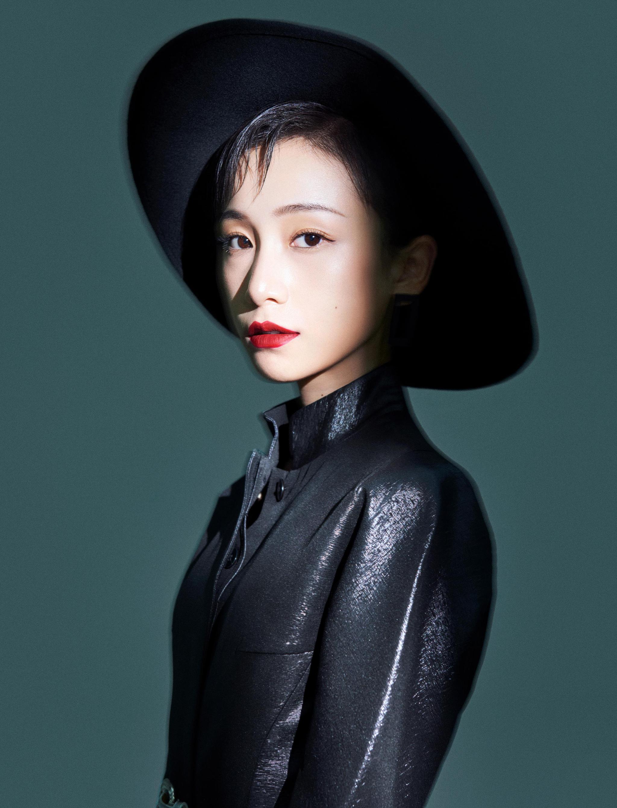 姜梓新助阵《王牌对王牌》 "抛弃"璎珞加入王牌家族队