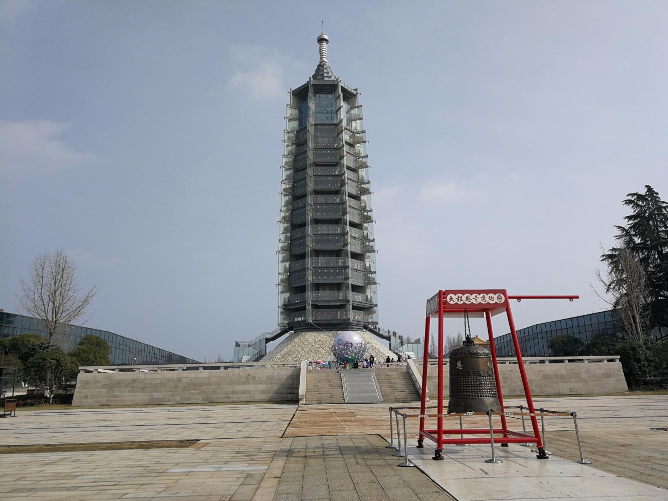 南京被忽视的建筑称天下第一塔用10万人建20年比肩长城