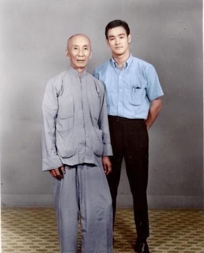 历史上的今天1940年11月27日传奇影星李小龙出生