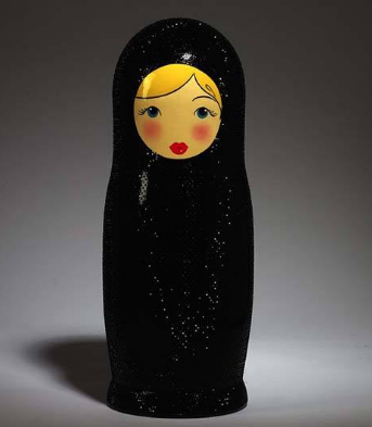 董洁穿成俄罗斯套娃,胡歌开始油腻?春季穿搭避开这些坑你就能slay