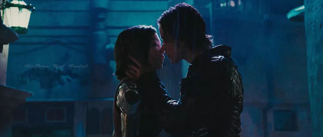 为了你我愿意掏出整个心脏