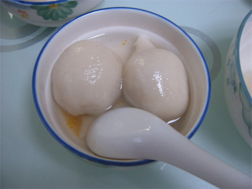 超大个汤圆肉鲜汁多,还能吃出海鲜味,连老公都夸我会吃!