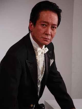 很多80后还是对他有印象的,他的演技非常精湛,基本上都是饰演的大反派