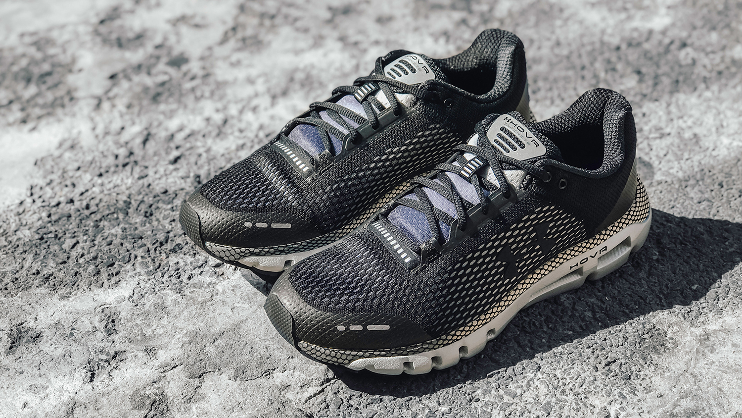 【赏析】ua hovr infinite 芯片跑步鞋