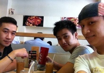 白娘子赵雅芝三个儿子帅气逼人,继承妈妈美貌,基因好强大|黄恺杰