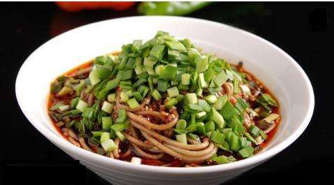 陕西特色凉菜韭香荞面