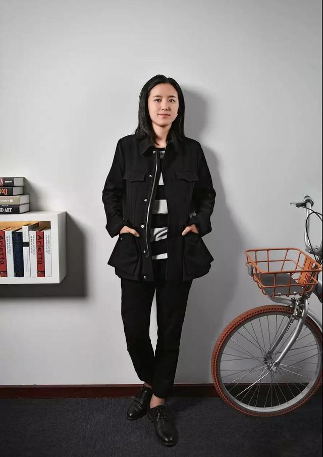 拿钱走人,胡玮炜卸任摩拜ceo,称没有"宫斗",王兴祝福