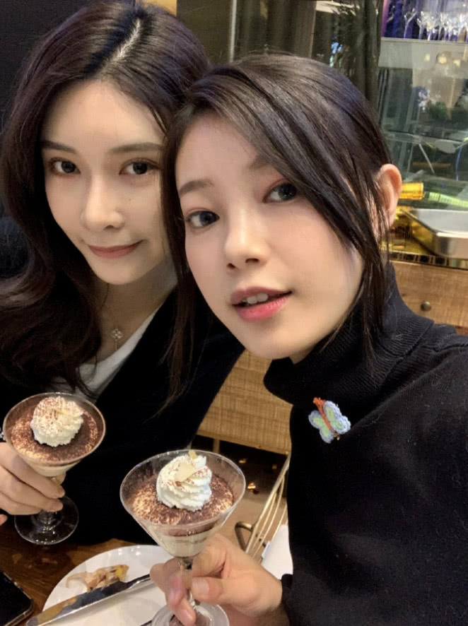 mlxg女友又晒一波美照,两人的合照更是盛世美颜!