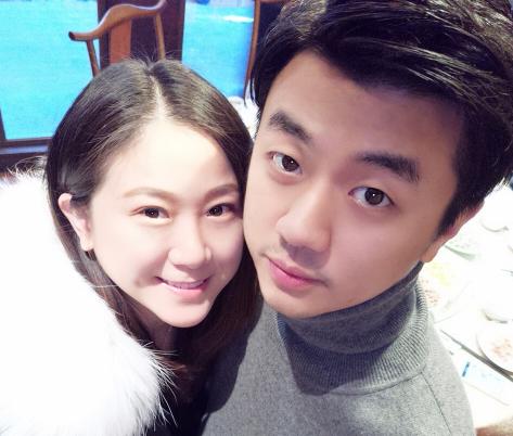 《我爱记歌词》领唱程程这些年跑哪去了?帅气老公近照曝光