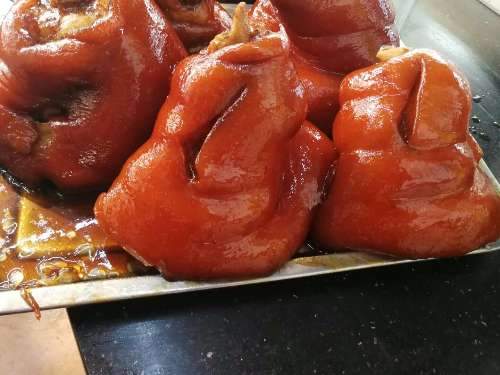 潮州猪脚卤制过程好吃的猪脚取决于卤制火候