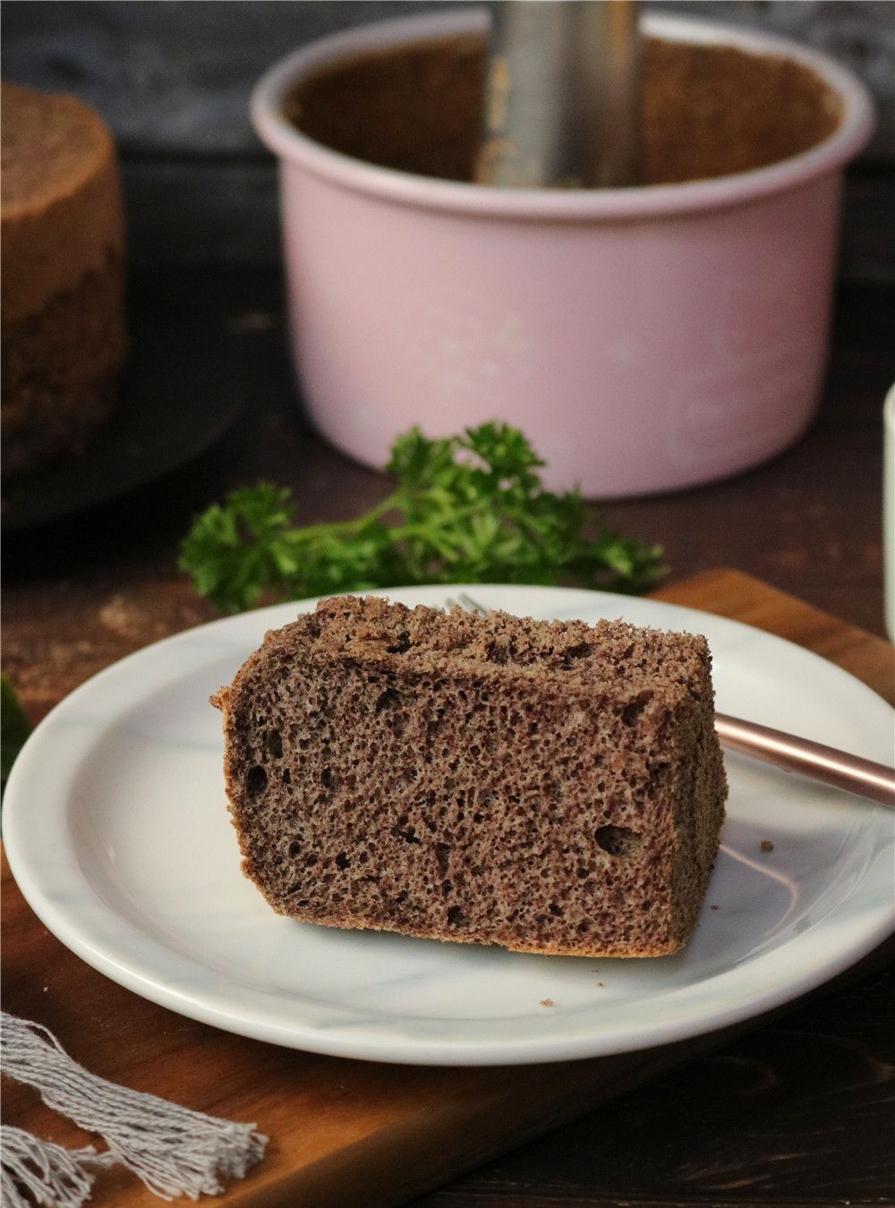 黑米别只会煮粥,做成小点心,又好吃又营养,口感松软