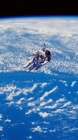 冲出地球,开启上帝视角,让你明白人类有多渺小,看一次此生足矣