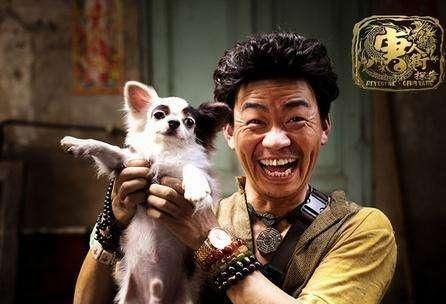 接地气,王宝强农村"豪宅"异常朴素,桌椅只是实木桌!