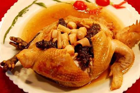 外国人太可爱了,吃中国菜可以不吃米饭吗?想都别想